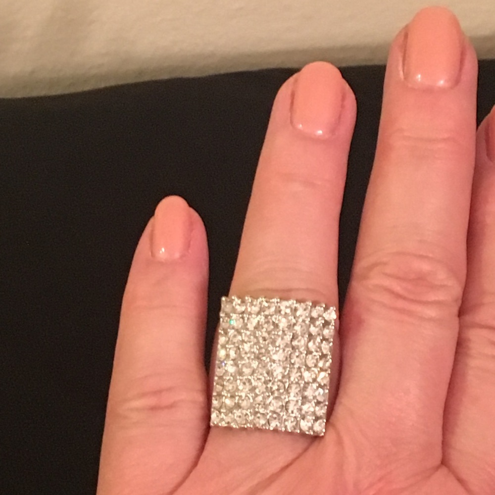 EXPRESS - Two Bling Rings - Picture 2 of 6